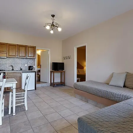 Apart-hotel Marni Village Hersonissos (Crete)