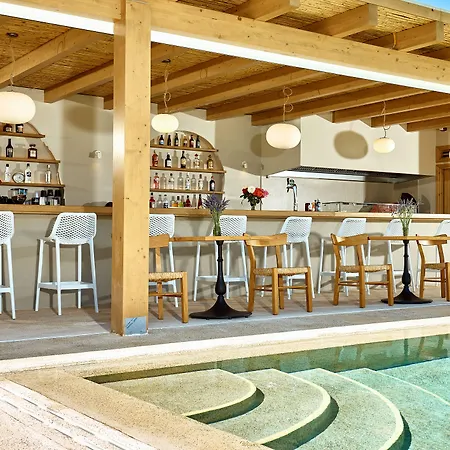 Marni Village Aparthotel 3*